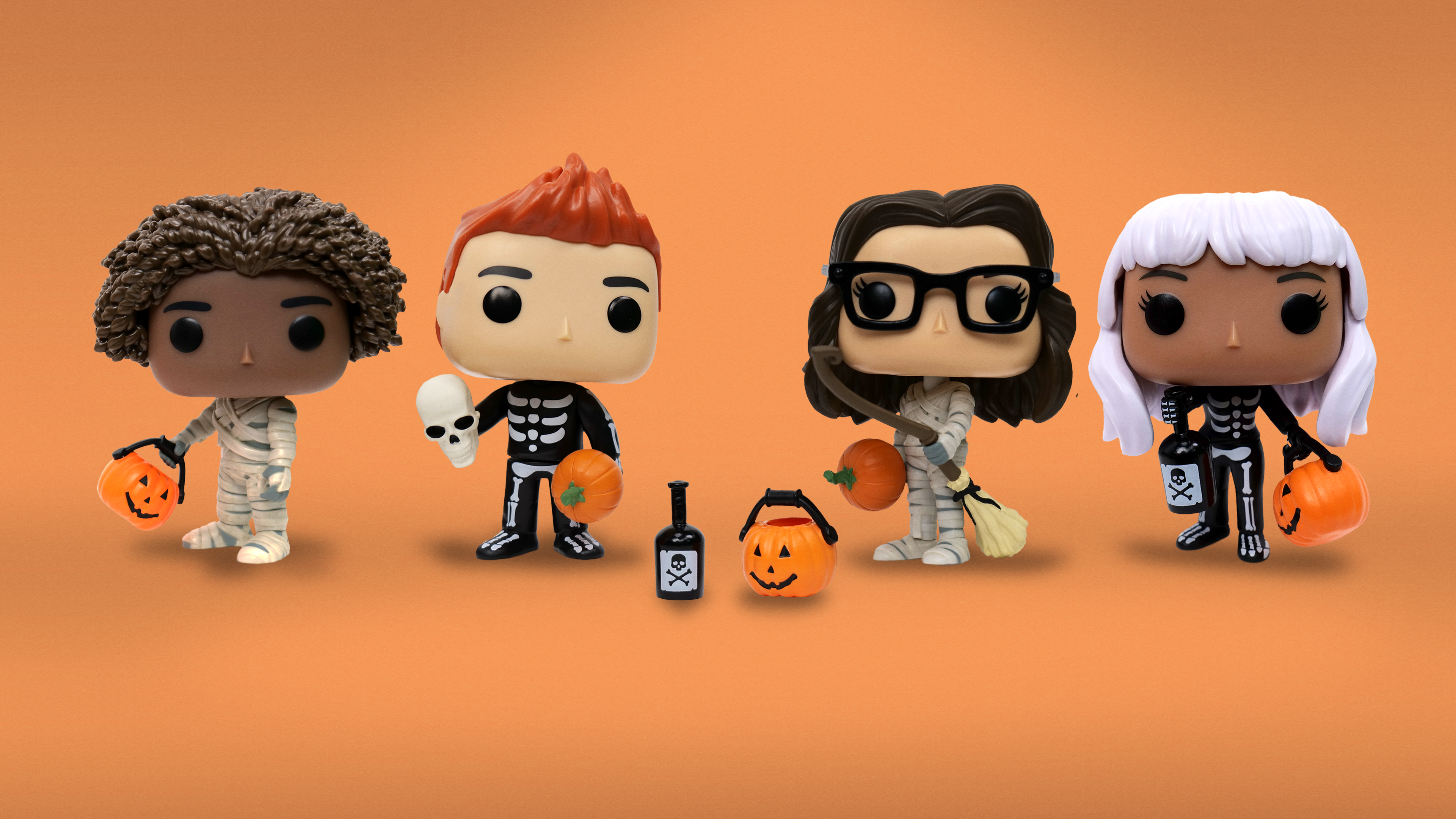 Four custom Pop! Yourself figures showcase the new seasonal, Halloween costumes and accessories including trick-or-treat buckets, pumpkins, poison bottles, straw broomstick, and skull.